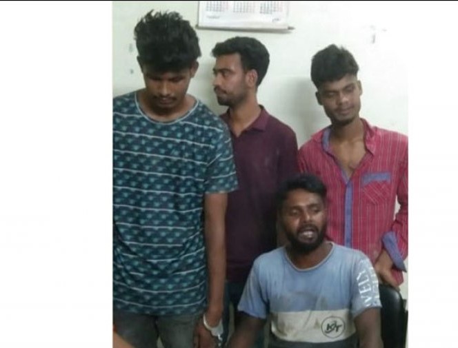 শ্যামনগরে জমি দখলকে কেন্দ্র করে সংঘর্ষ, গুলিবিদ্ধ ৫, আটক ৪